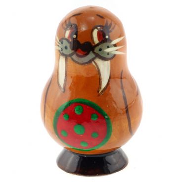 Magnet-animal Walrus with a ball