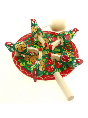 Souvenir toy &quot;Hens &quot;Berries&quot; green